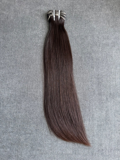 #4.0-5.0 Gépi tresszelt kazahsztáni vékonyszálú natúr barna póthaj